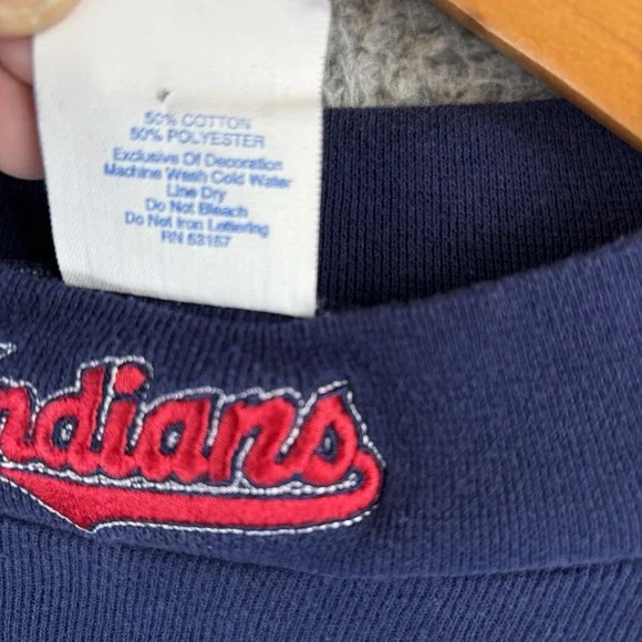 Vintage Cleveland Indians Shirt Men's XL Navy Blue Turtleneck Majestic USA Made - Picture 4 of 7